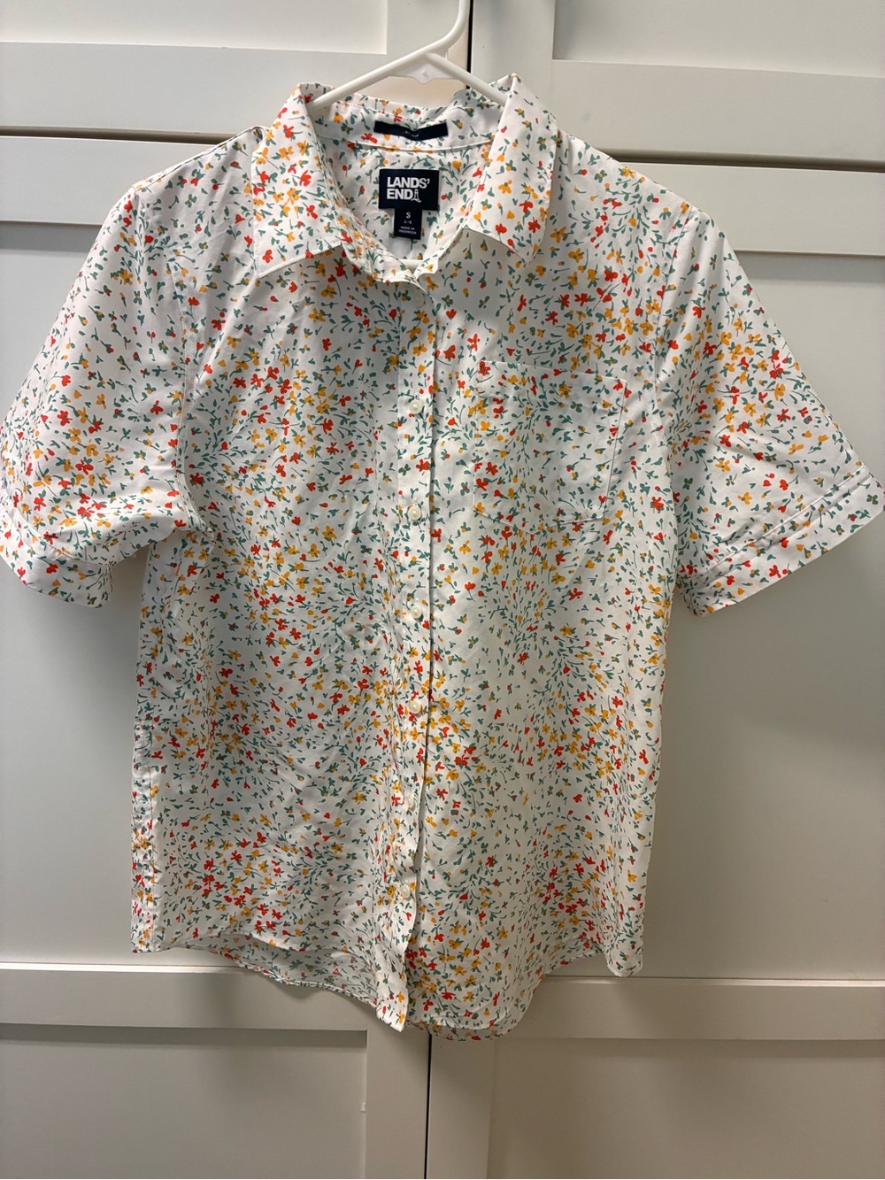 Lands' End White Floral Short-Sleeve Blouse